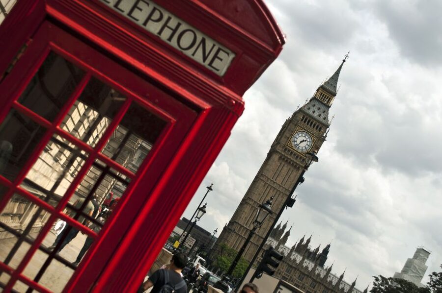 Westminster and National Gallery 3.5-Hour Tour in Italian - Watching the Changing of the Horse Guards Without the Chaos