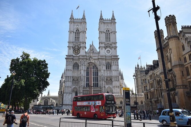 Westminster: Royal London 3-Hour Private Guided Walking Tour - Before you walk: the video call that changes what you’ll hear