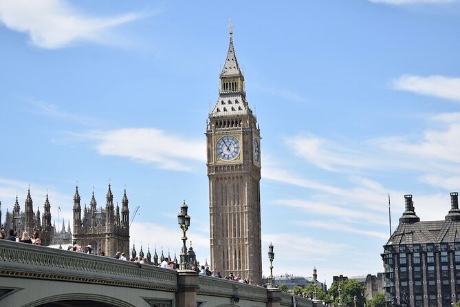 Westminster: Royal London 3-Hour Private Guided Walking Tour - The 3-hour route, stop by stop, from Piccadilly Circus to Trafalgar Square