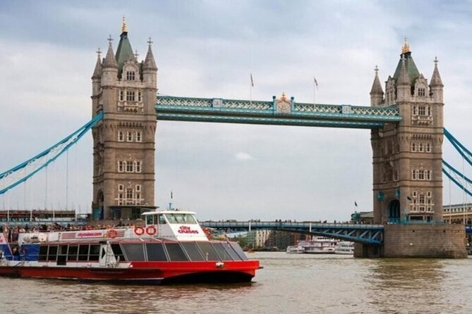 Westminster Walking Tour, River Cruise & Tower of London Entry - Tower of London entry: using your 2 hours wisely