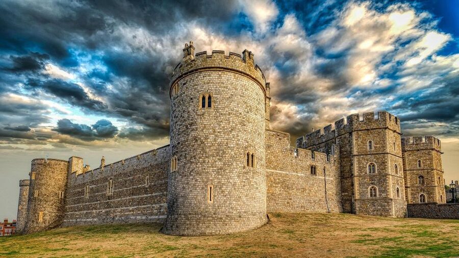 Windsor Castle Afternoon Tour from London - Getting to Windsor from London: coach comfort and a clear meeting point
