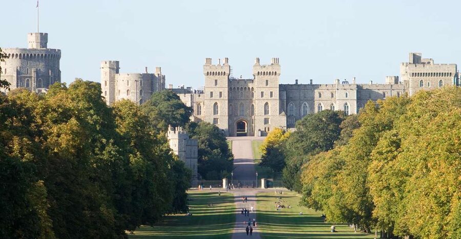 Windsor Castle and London Eye Half-Day Tour - London Eye: capsule ride, up to 40 km views, and what to look for