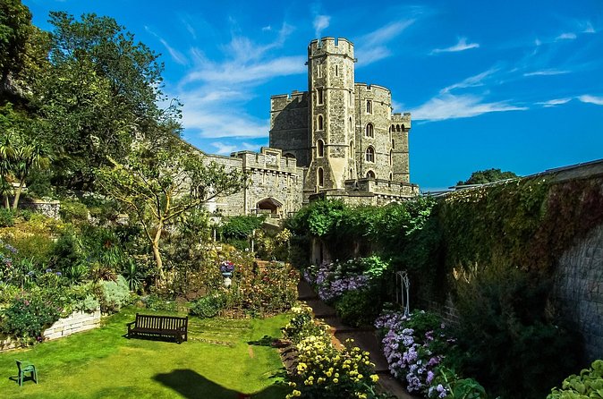 Windsor Castle and Stonehenge PRIVATE TOUR Luxury Sedan - Timing Your Day so You Don’t Feel Rushed
