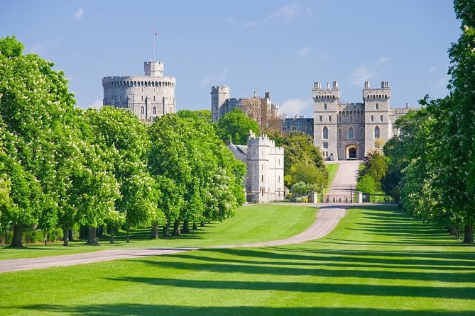 Windsor Castle Private Tour in Executive Vehicle With Admission - Why Windsor Castle feels easier with private executive transport