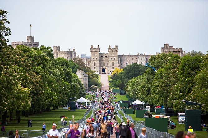 Windsor Castle Private Tour in Executive Vehicle With Admission - Eton College in limited time, and how to make it count