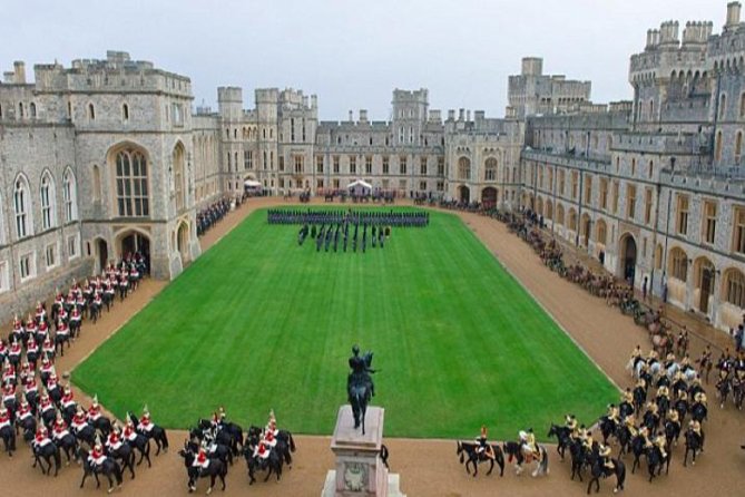 Windsor Castle private vehicle service from London with Admission tickets - Your visit rhythm: 2 hours or 3 hours inside