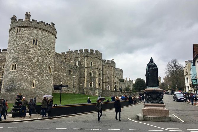 Windsor Castle private vehicle service from London with Admission tickets - Getting back to London smoothly, plus a Windsor town option