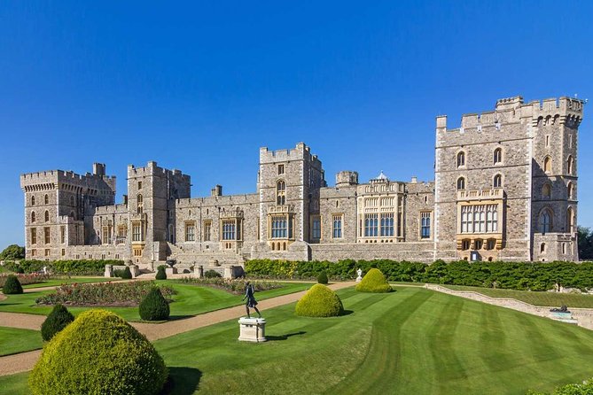 Windsor Castle private vehicle service from London with Admission tickets - The fast-track idea at Windsor Castle: time saved, not time magic