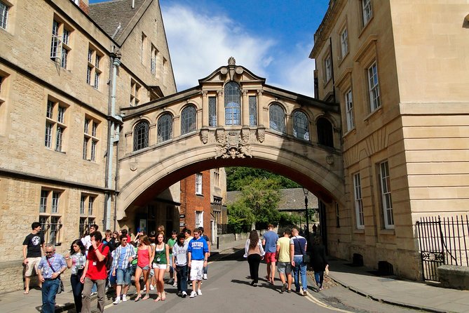 Windsor Castle, Stonehenge, and Oxford Day Trip from London - Oxford University Old Town walk: spires on a schedule, not a free-form day