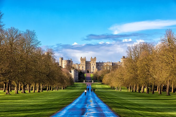 Windsor Castle, Stonehenge & Oxford Private Car Tour from London - Timing, Comfort, and Walking Pace on an 11-Hour Loop