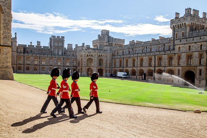 Windsor Castle Tour from London with Optional Lunch or London Eye - Why a coach Windsor day feels easier than rail planning
