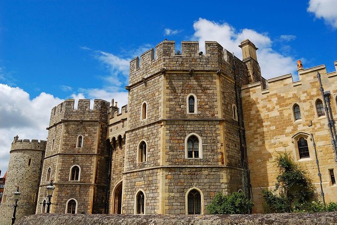 Windsor Castle Tour from London with Optional Lunch or London Eye - Windsor Castle inside: State Apartments, Rembrandt, Canaletto, and the royal lineup