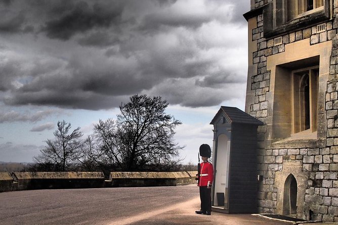 Windsor Day Trip from London with a Local: Private & 100% Personalized - The pub break and meal time is where you can reset