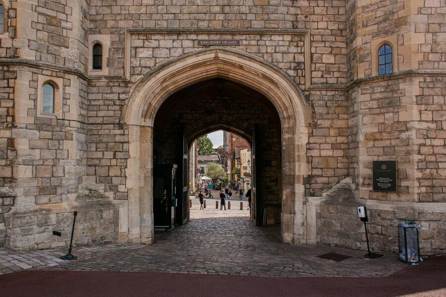 Windsor Stonehenge Bath Private Tour from London with Passes - What this tour does best: one host, three icons