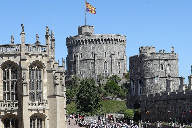 Wonderful Westminster Tour & Visit Windsor Castle - Trafalgar Square to Whitehall: quick stops with big visual payoff
