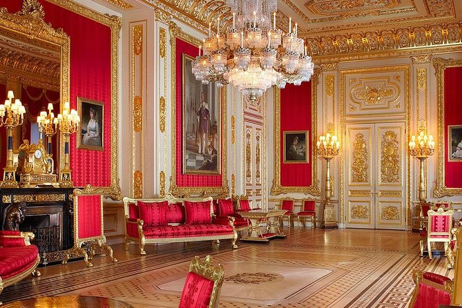 Wonderful Westminster Tour & Visit Windsor Castle - Inside Windsor Castle: using the included audio guide well