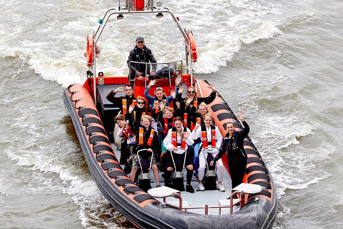 Your Own Boat! - Tower Bridge Start: Why This Ride Feels Instant